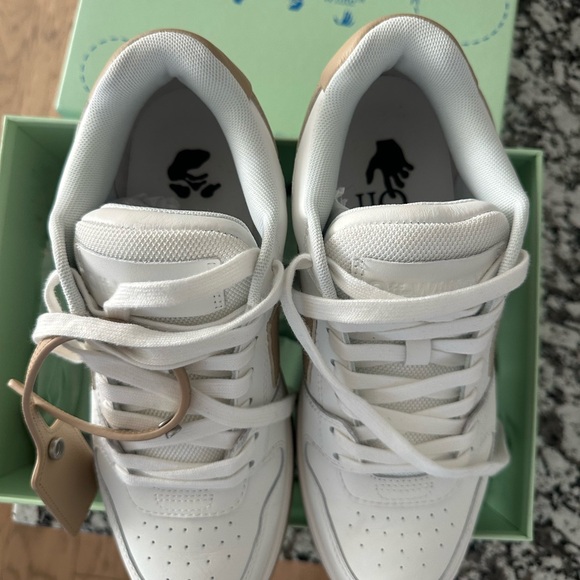 Off-White Mint Green Box - Picture 3 of 7